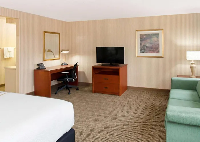 La Quinta By Wyndham Stevens Point