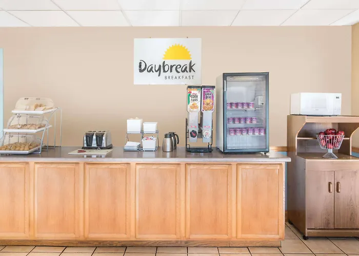 Days Inn By Wyndham Colchester Burlington