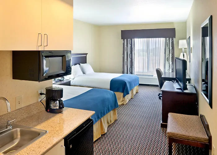 Holiday Inn Express & Suites Nampa - Idaho Center By Ihg