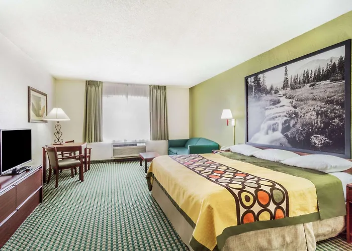 Super 8 By Wyndham Wendover