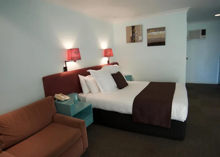 Surestay Hotel By Best Western The Clarence On Melville Albany