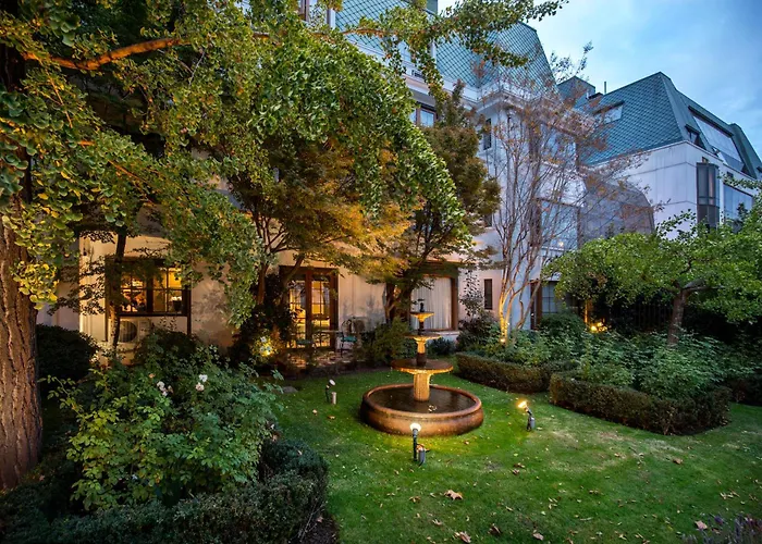 Park Plaza Bonaparte Boutique