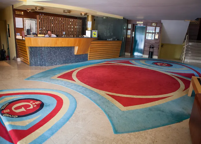 Hotel Grand