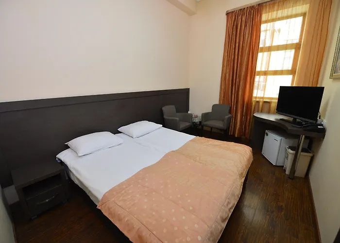 Yerevan Deluxe Hotel