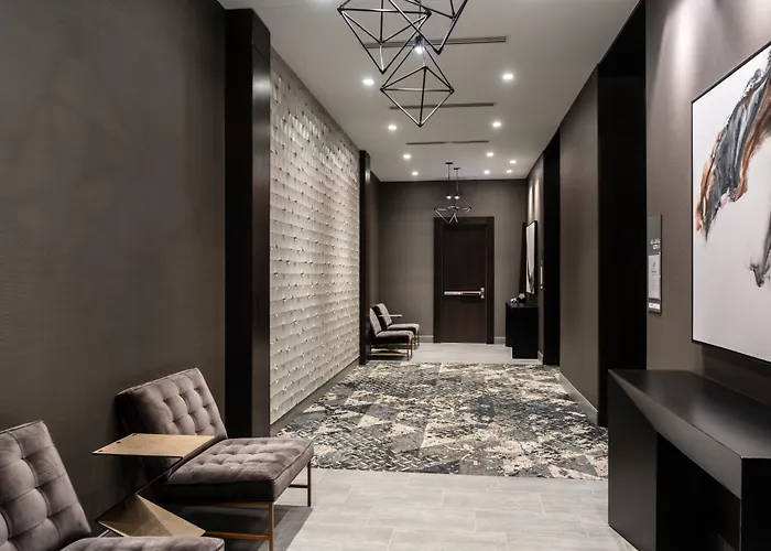 Holiday Inn Boston Logan Airport - Chelsea By Ihg