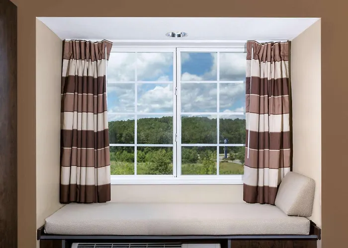 Microtel Inn & Suites By Wyndham Ozark