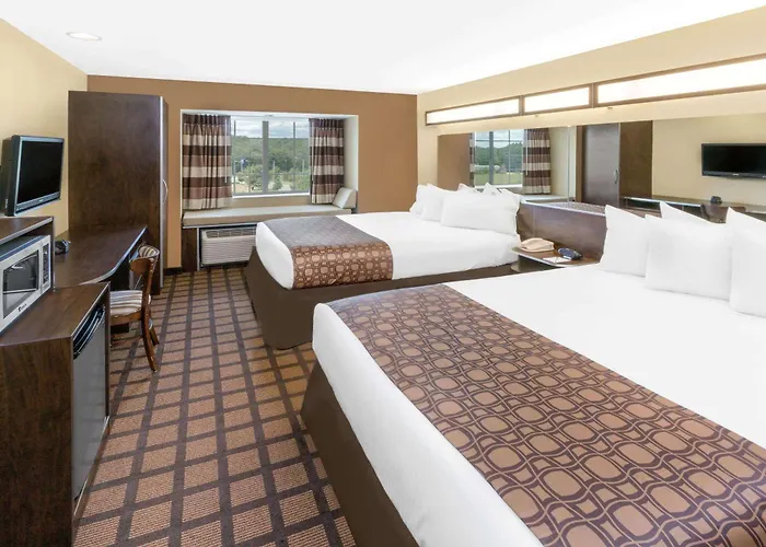 Microtel Inn & Suites By Wyndham Ozark