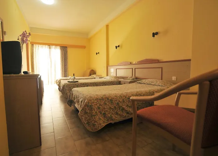 Ilis Hotel