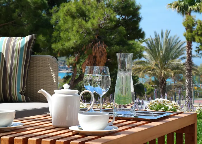 Somewhere Boutique Hotel Vouliagmeni