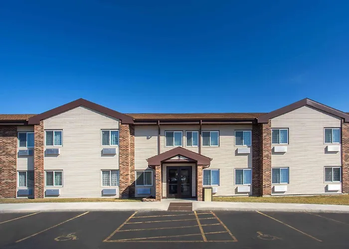 Baymont By Wyndham Joliet