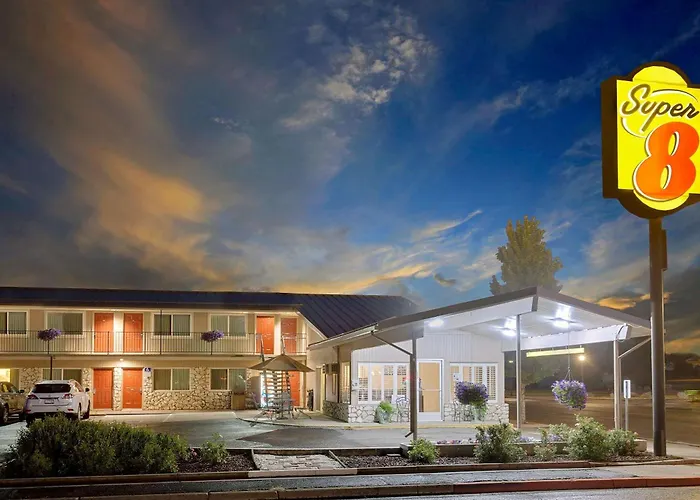 Super 8 By Wyndham Alturas
