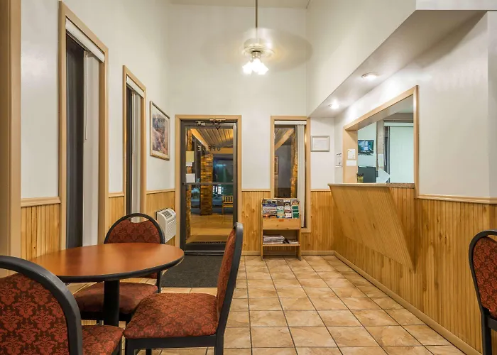 Super 8 By Wyndham Fergus Falls