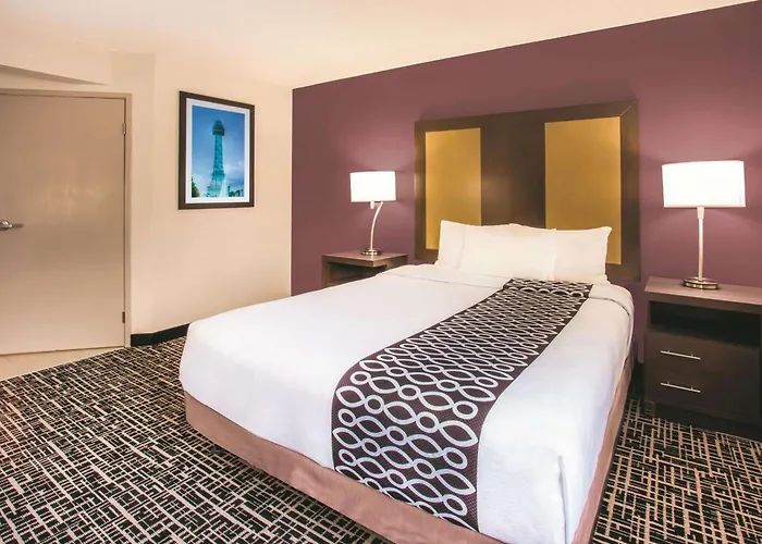 La Quinta By Wyndham Cincinnati Ne - Mason