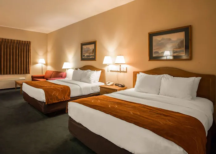 Super 8 By Wyndham Cherokee