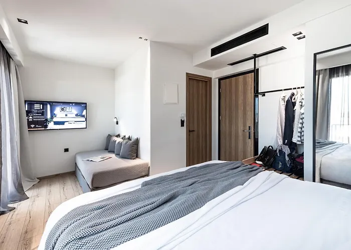 31 Doors Hotel