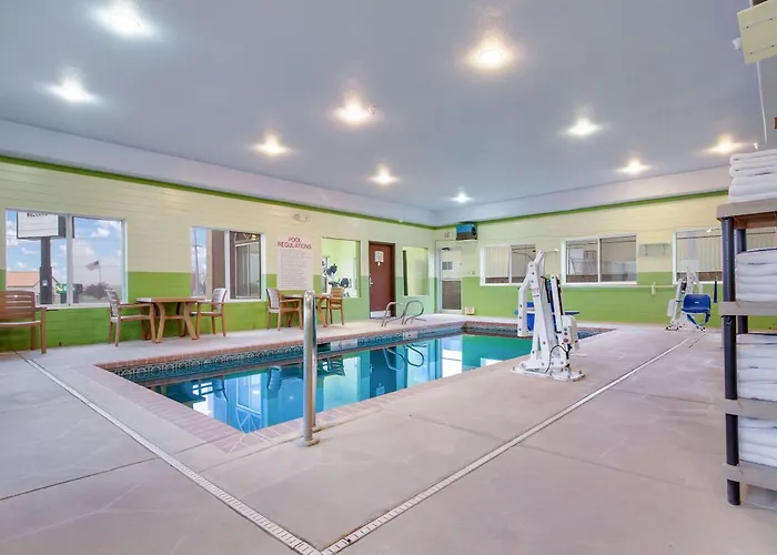 Quality Inn & Suites Mccook