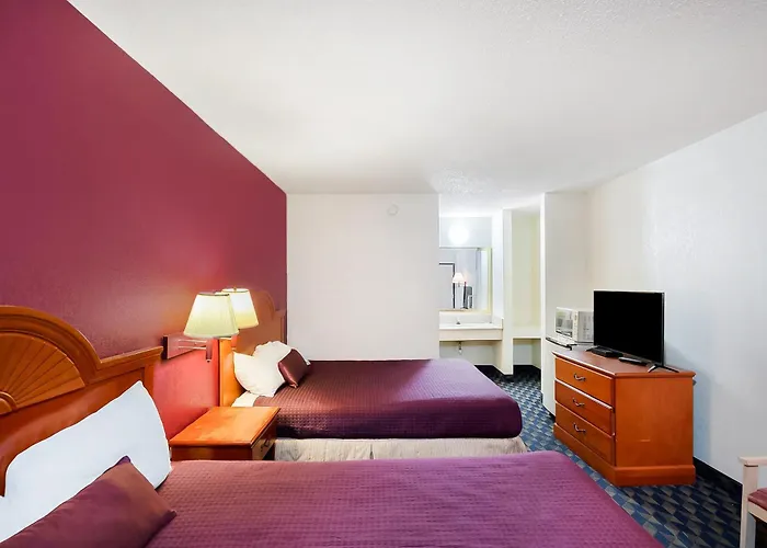 Oyo Hotel Manning Sc