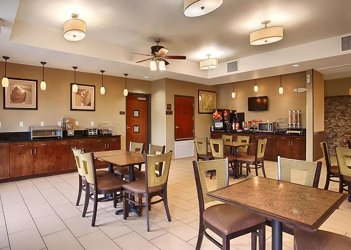 Best Western Plus Desoto Inn & Suites