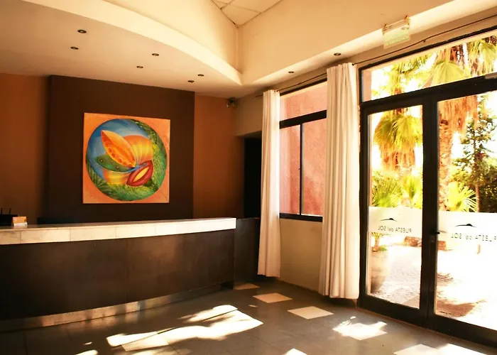 Hotel Puesta Del Sol