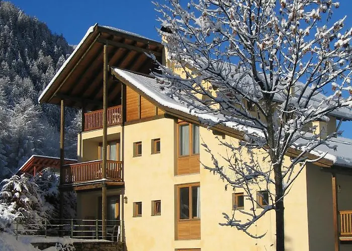 Goldene Rose Karthaus A Member Of Small Luxury Hotels Of The World Senale
