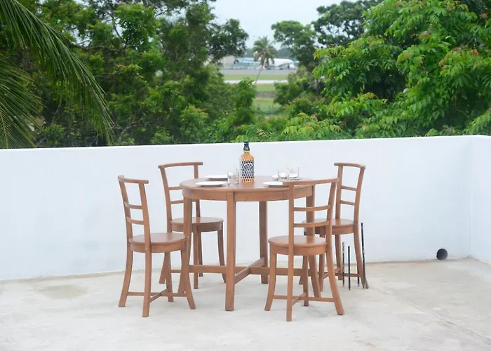 Concey Transit Hotel Airport View