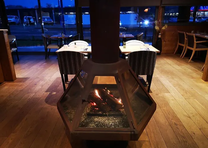 Konine - Hotel & Bar & Restaurant