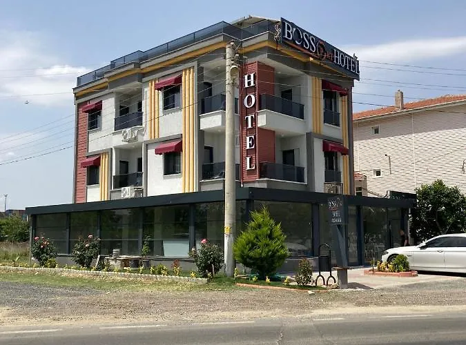 BossPort Hotel