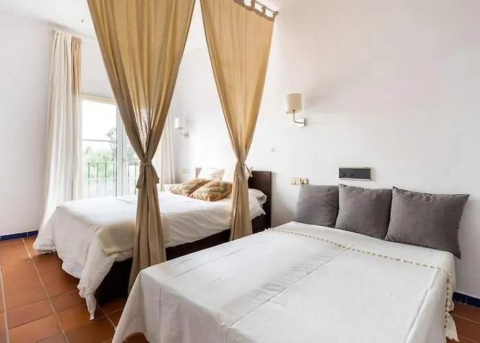 Ginva - Apartahotel El Rocio-Donana