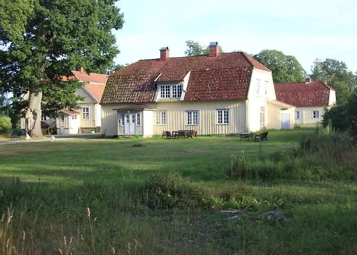 Yxkullsund Saeteri B&B - Manor & Estate Since 1662