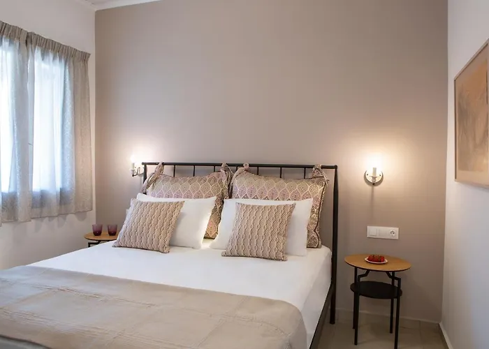 Edward Art Boutique Hotel