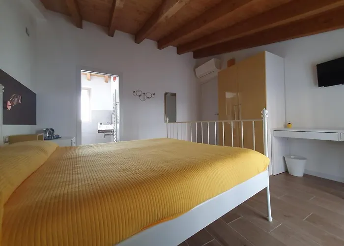 Elements B&B
