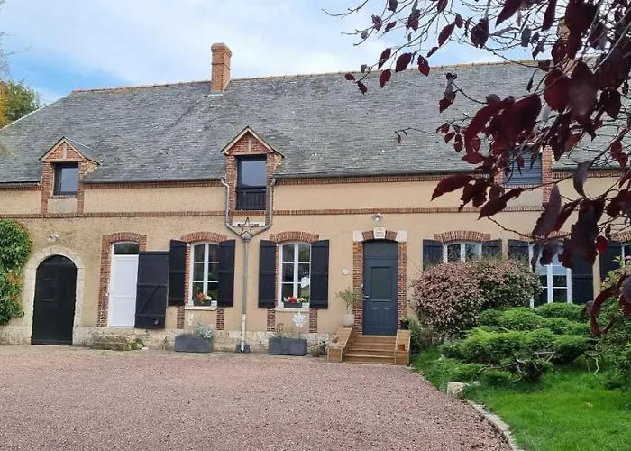 Au Nid Des Champs, Agreable Chambre D'Hotes, Proche De Chartres