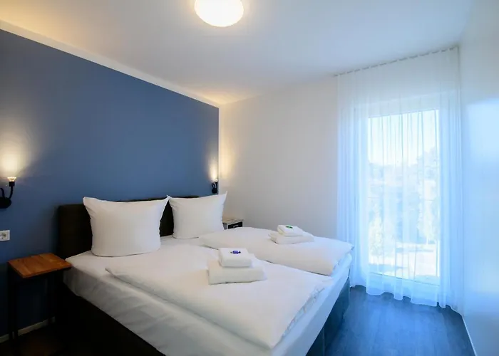 Smart & Stay Aparthotel Saarbruecken Sued - Self-Check-In - Free Parking