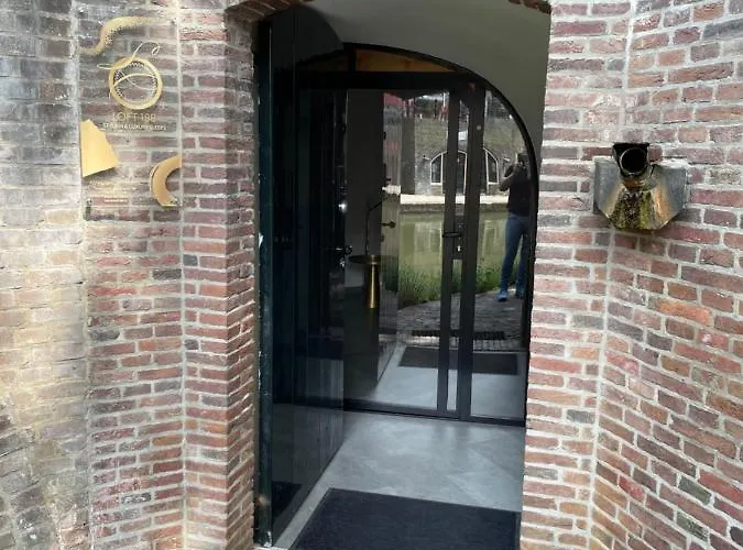 Loft 188 Luxury Apartment Hotel