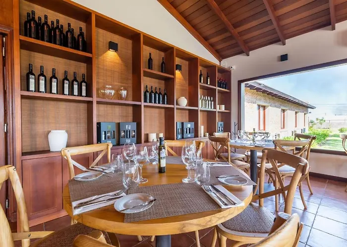 Bemar Carmelo Hotel