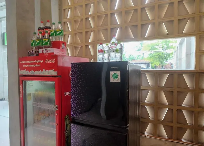 Urbanview Hotel Artamara Tegal