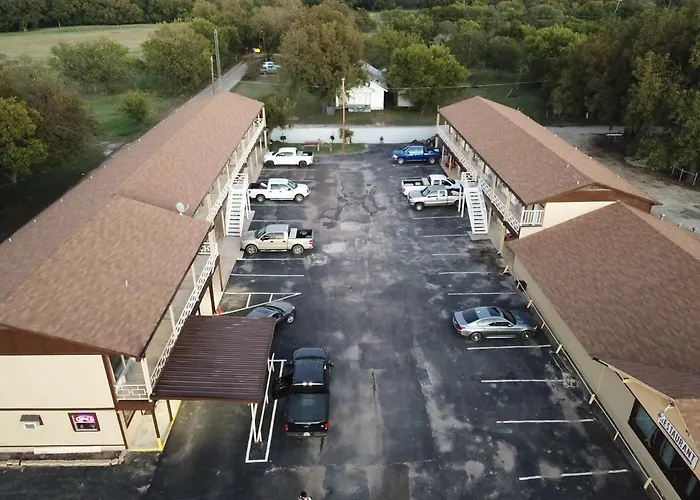Executive Inn