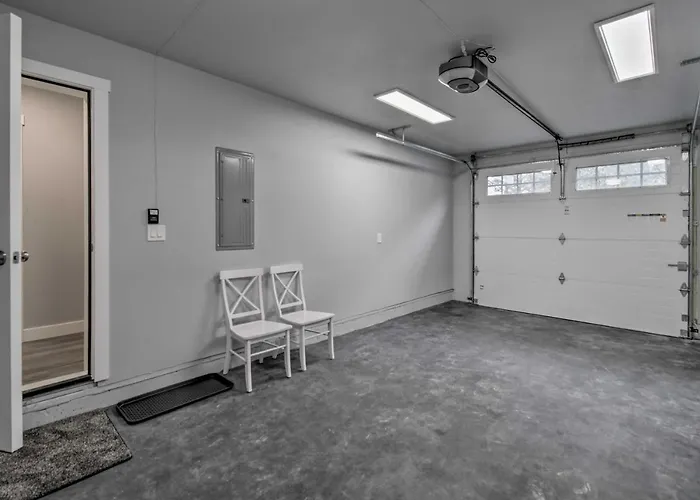 'Beach Break' Home W/ Hot Tub - Walk To Beach