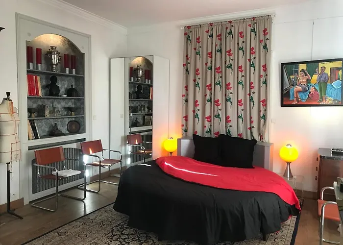 Chambres D'Hotes Vue Sur La Muraille De Sens