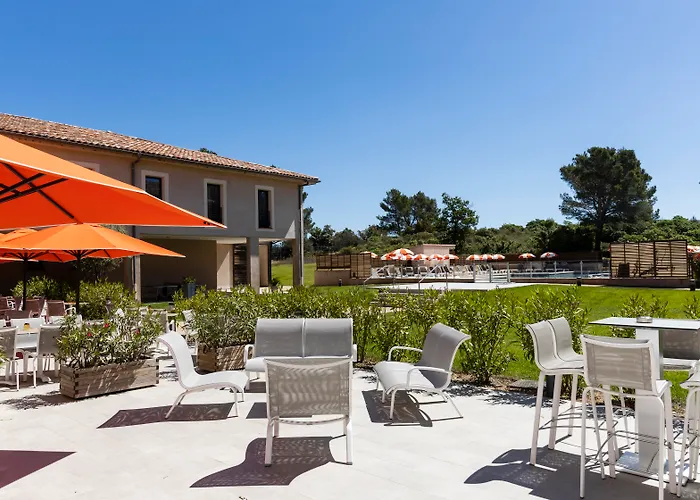 Grand Prix Hotel & Restaurant