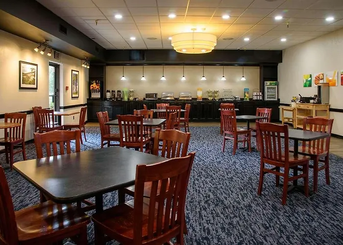 Quality Inn Lewisburg