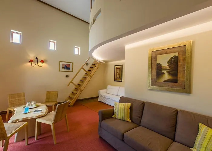 Rocabella Hellinikon Country Hotel