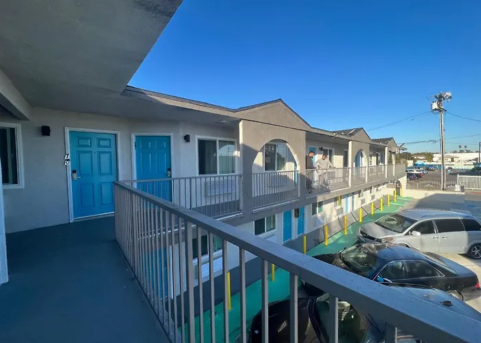 Arlo Motel Near Lax, Sofi Stadium
