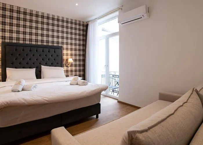 Brettania Hotel