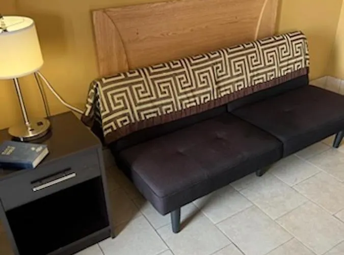 Budget Inn Decatur Priceville