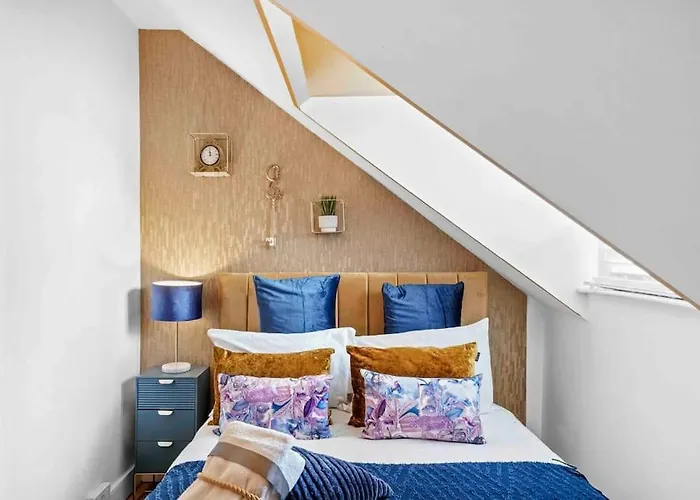 St Augustines 10 Bed Themed House Villa Canterbury