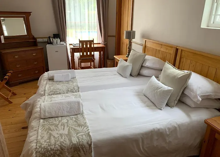 Avenues Guest House