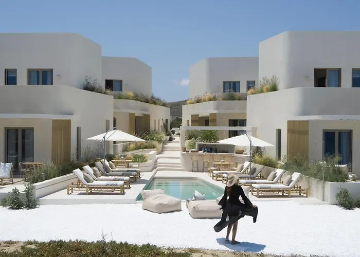 White Pebble Suites