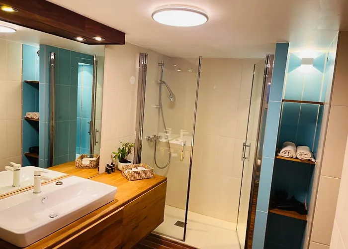 Family Suite With Garden And Amaizing View To Lugano