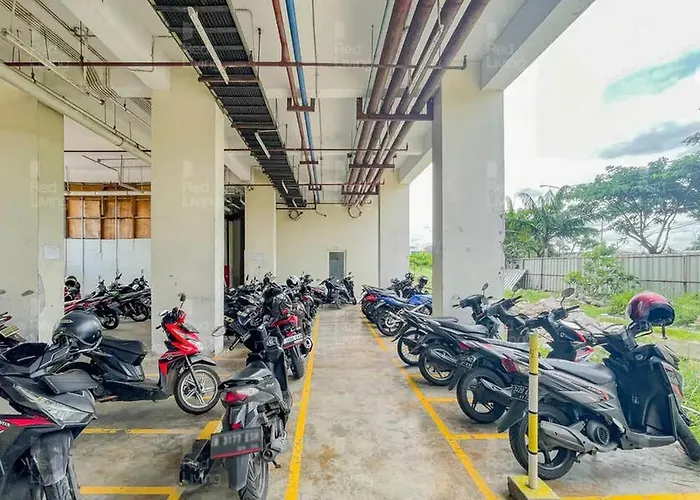 Redliving Apartemen Green Lake View Cimanggis - Win Property
